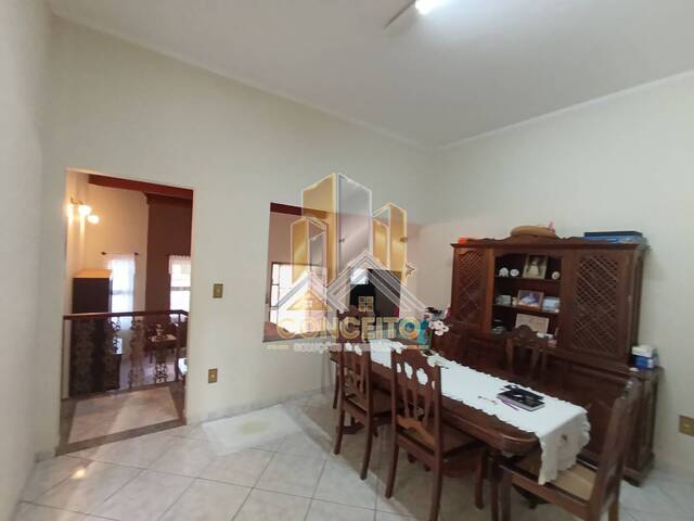 #26 - Casa para Venda em São Pedro - SP - 2