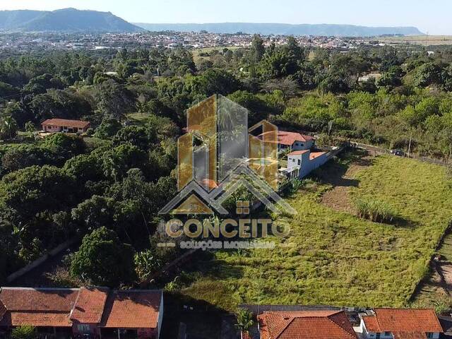 #R 002 - Chácara para Venda em São Pedro - SP
