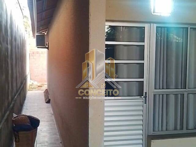 #C 003 - Casa para Venda em São Pedro - SP