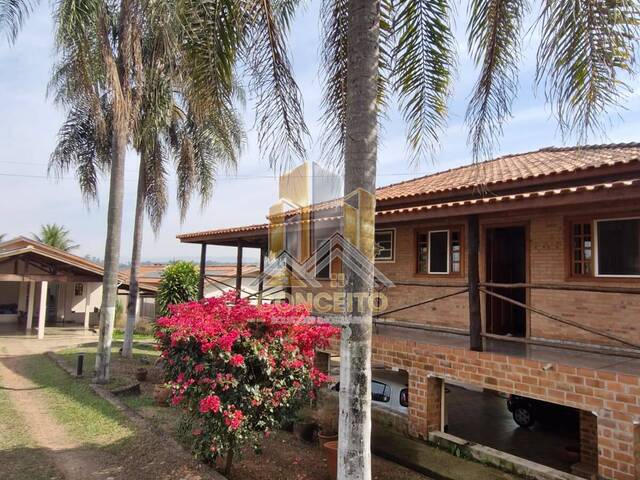 #R 006 - Casa para Venda em São Pedro - SP