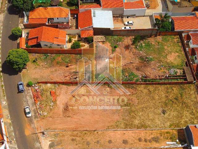 Terreno para Venda em São Pedro - 4