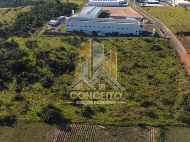 Área para Venda em São Pedro - 4