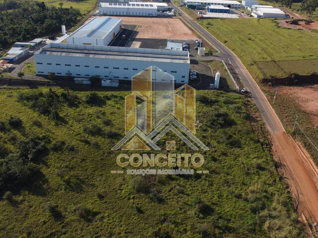 Área para Venda em São Pedro - 5