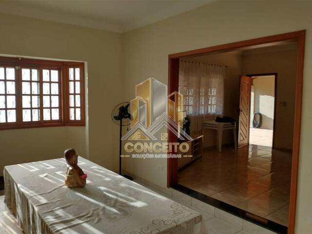 #C 011 - Casa para Venda em São Pedro - SP - 3