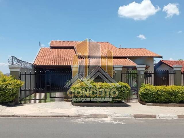 #C 011 - Casa para Venda em São Pedro - SP - 1