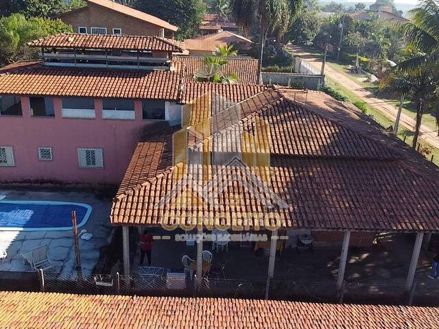 #R 19 - Casa para Venda em São Pedro - SP
