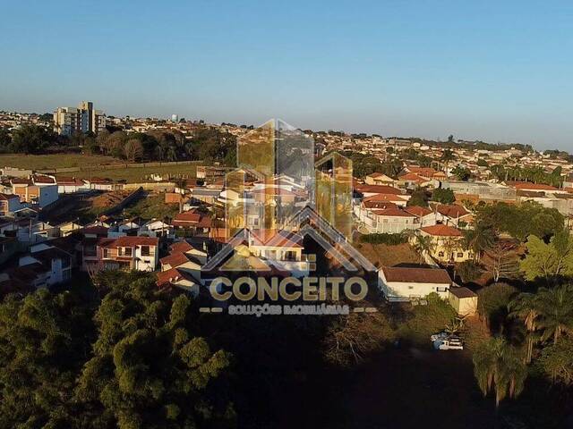 #C 47 - Casa para Venda em São Pedro - SP