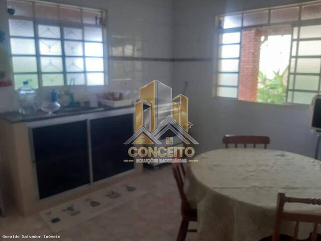 Casa para Venda em São Pedro - 3