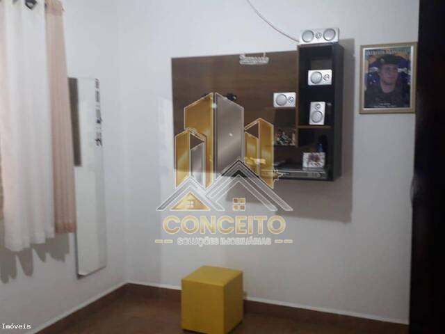 Casa para Venda em São Pedro - 3