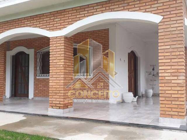 #C 71 - Casa para Venda em Águas de São Pedro - SP - 2