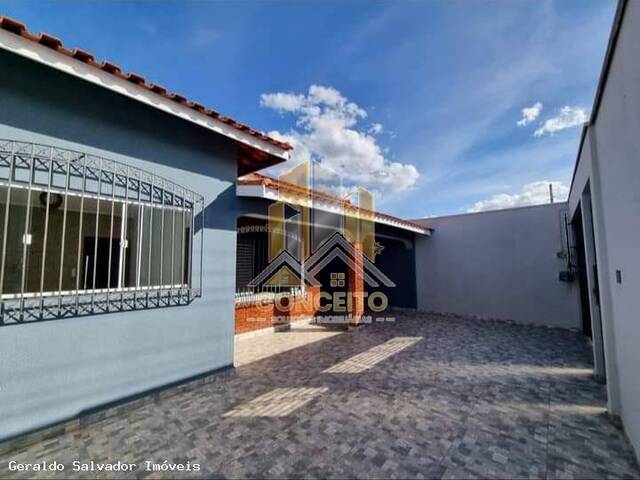 Casa para Venda em São Pedro - 2