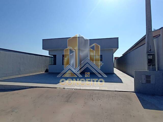 #C 76 - Casa para Venda em Águas de São Pedro - SP - 1