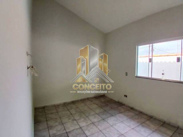 Casa para Venda em São Pedro - 5