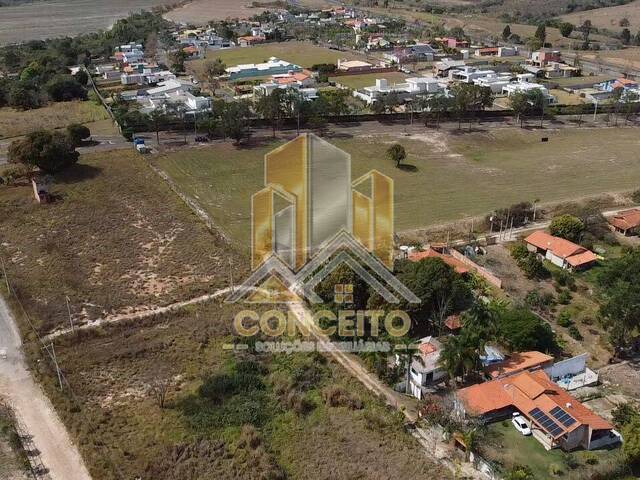 #T 85 - Área para Venda em São Pedro - SP