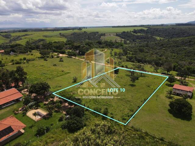 #T 90 - Área para Venda em São Pedro - SP - 1