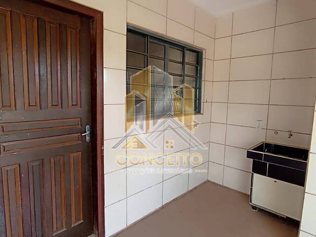 #C 100 - Casa para Venda em São Pedro - SP - 2