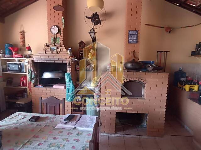 #C 103 - Sobrado para Venda em São Pedro - SP