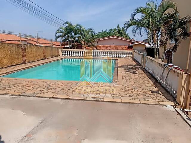 #C 103 - Sobrado para Venda em São Pedro - SP