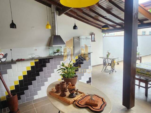 Casa para Venda em São Pedro - 4