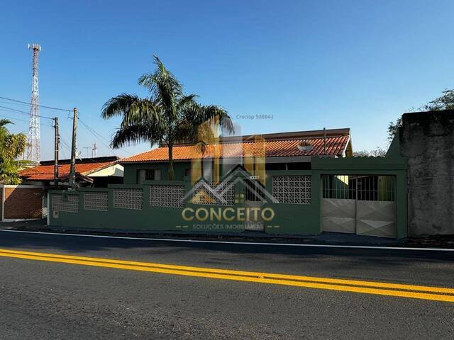 #C 121 - Casa para Venda em Águas de São Pedro - SP - 2