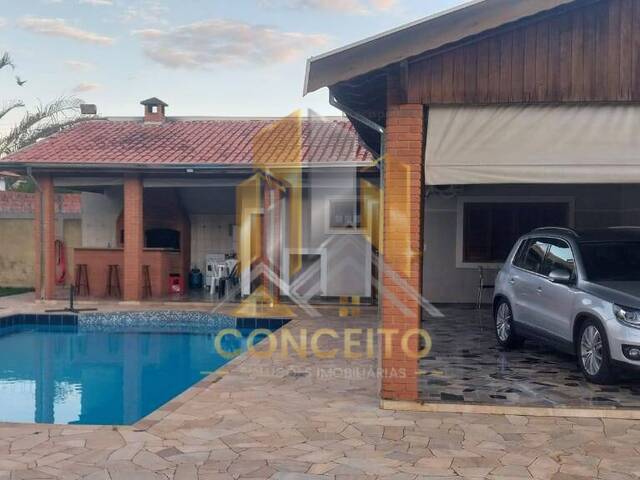 #131 - Casa para Venda em São Pedro - SP - 2