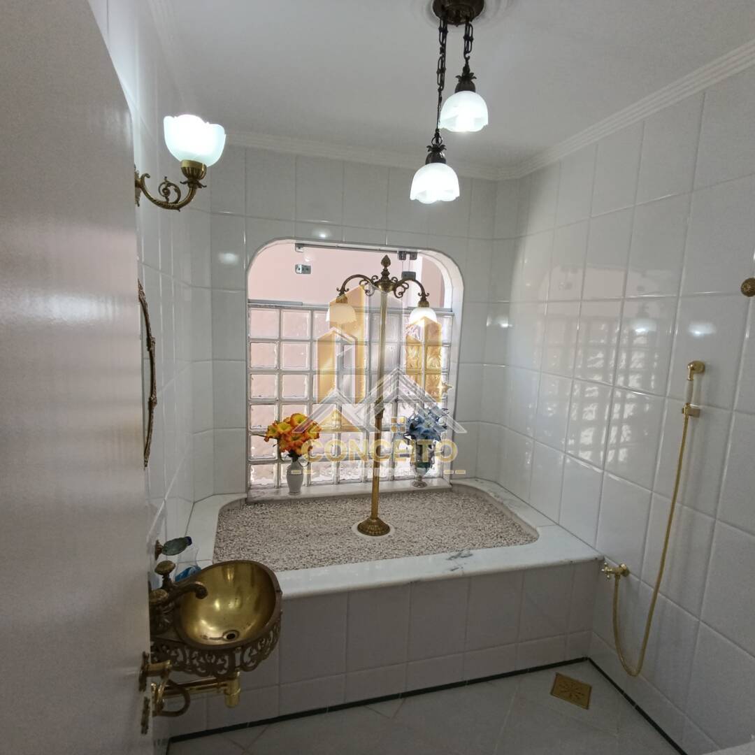 Casa, 4 quartos, 297 m² - Foto 13