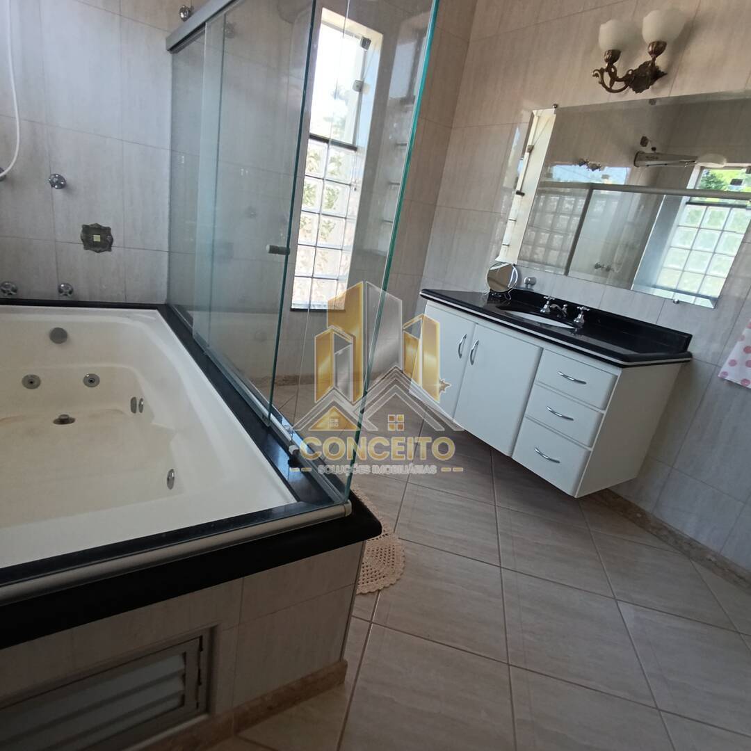 Casa, 4 quartos, 297 m² - Foto 19