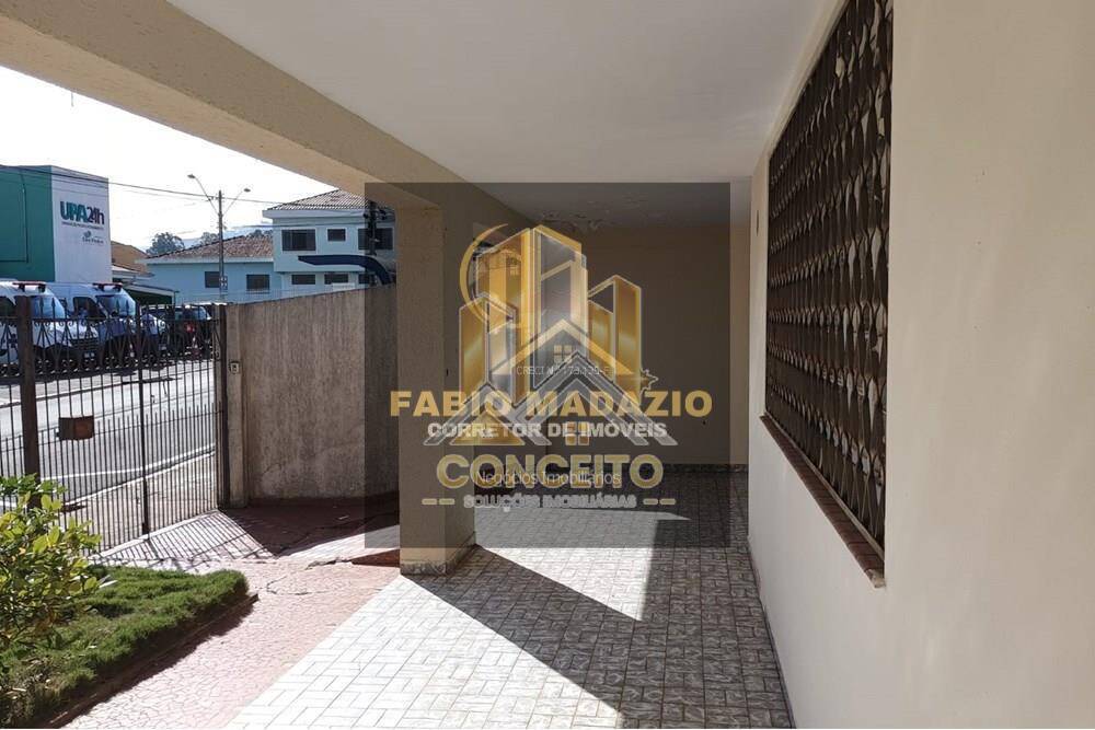 Casa à venda com 5 quartos, 306m² - Foto 1
