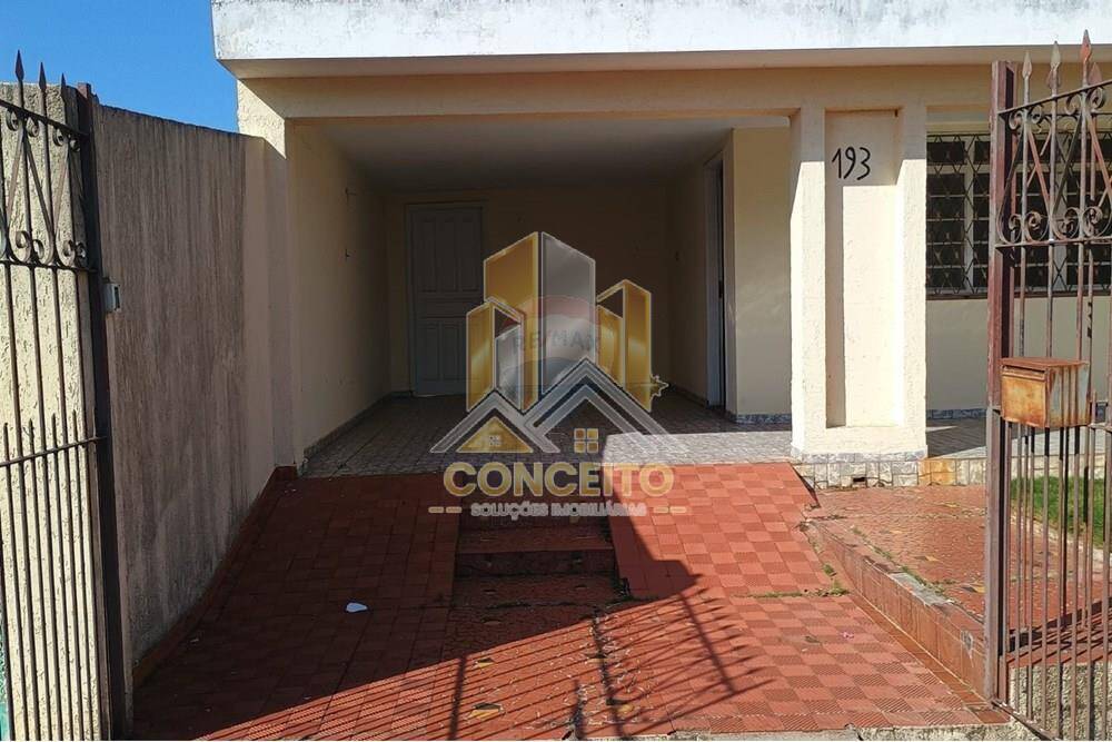 Casa à venda com 5 quartos, 306m² - Foto 7