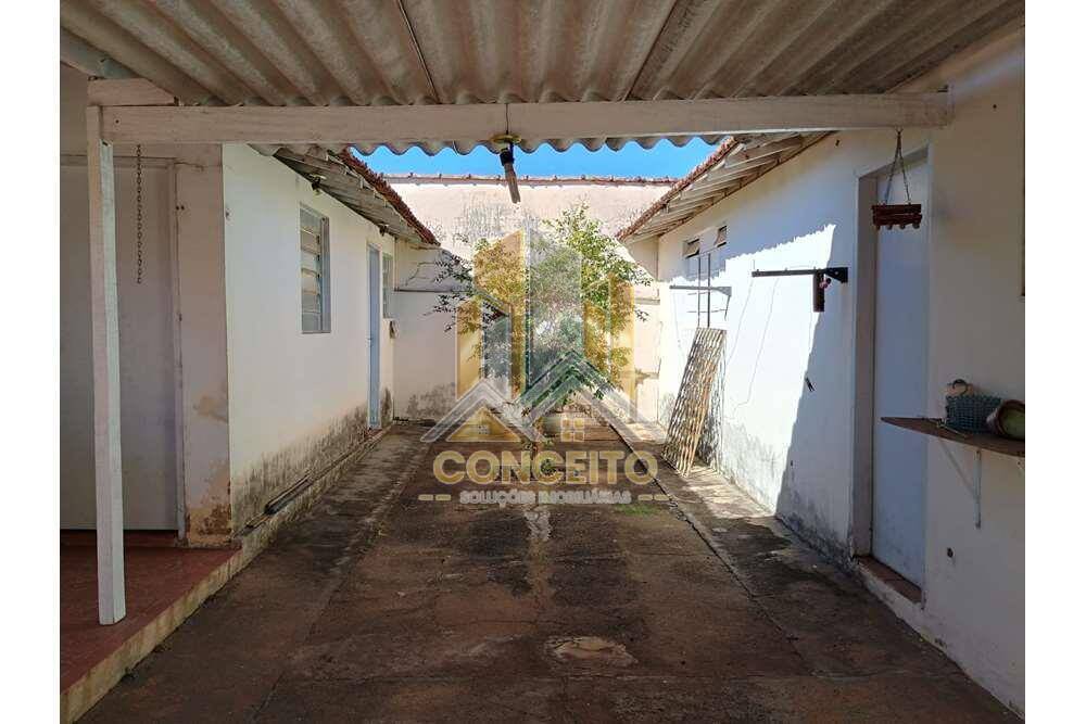 Casa à venda com 5 quartos, 306m² - Foto 10