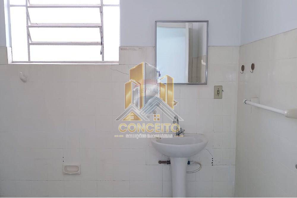 Casa à venda com 5 quartos, 306m² - Foto 13