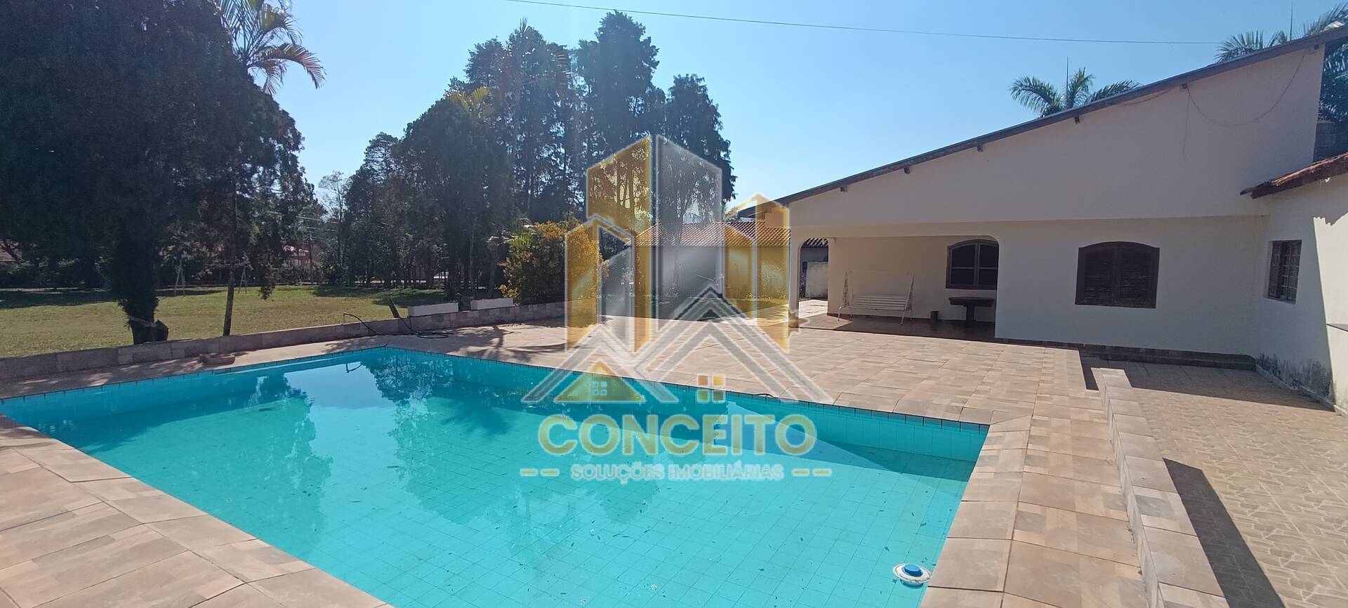 Chácara, 5 quartos, 5000 m² - Foto 1