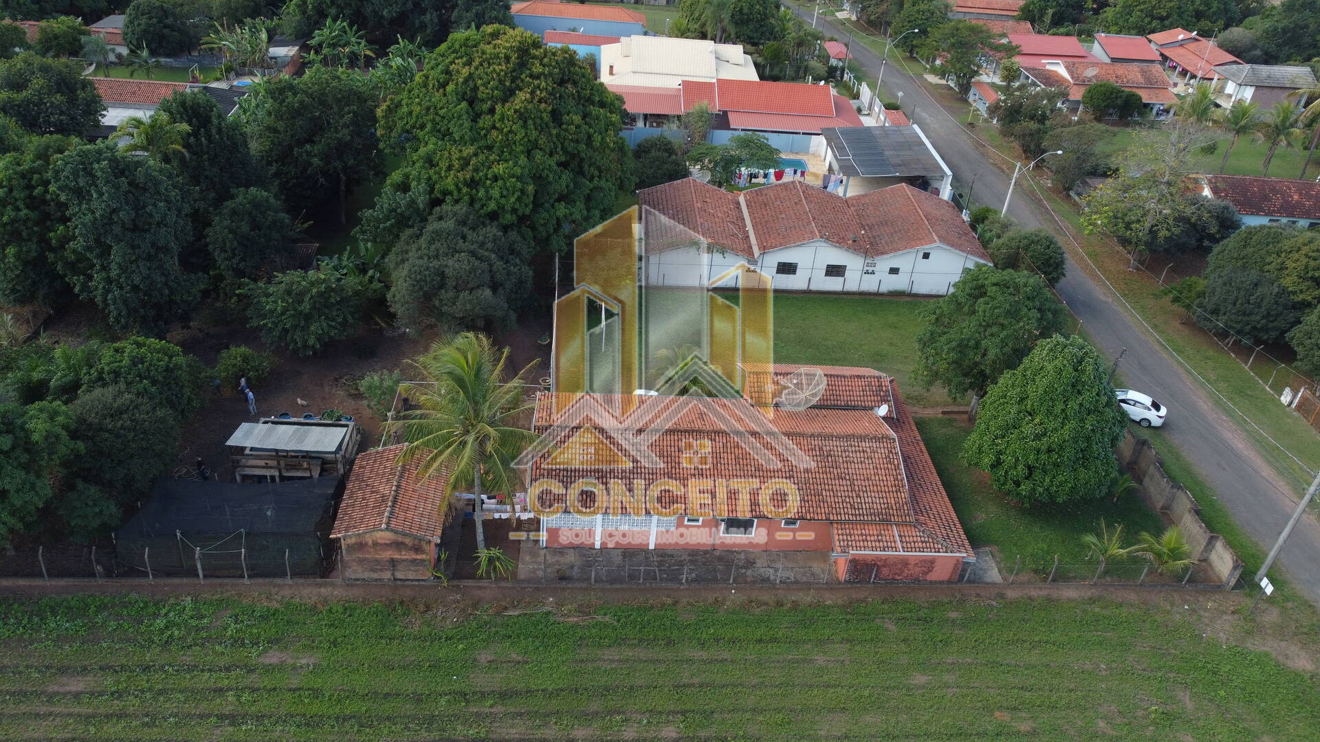 Chácara à venda com 3 quartos, 2000m² - Foto 3