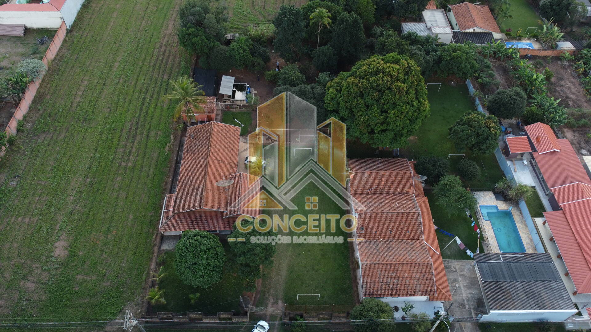 Chácara à venda com 3 quartos, 2000m² - Foto 7