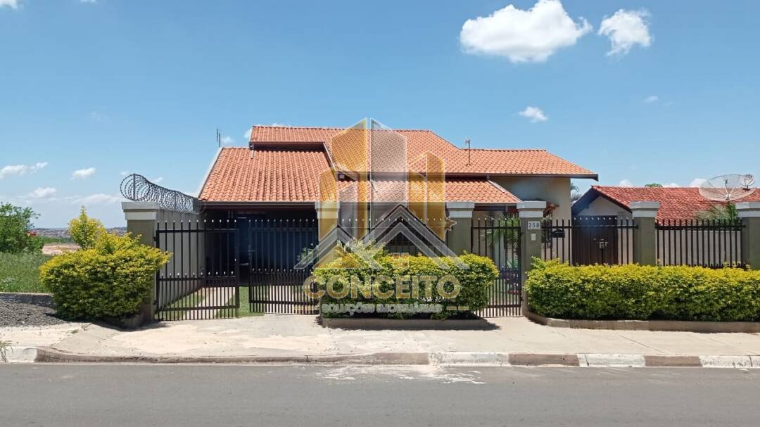 Casa, 3 quartos, 316 m² - Foto 1