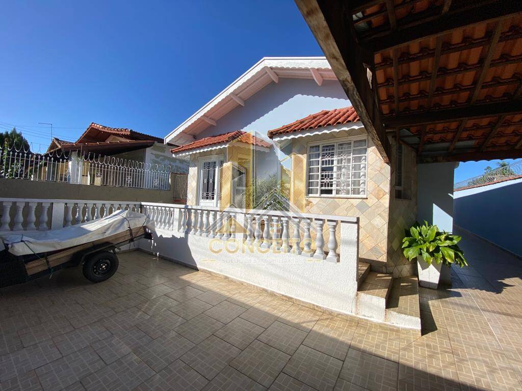 Casa, 3 quartos, 210 m² - Foto 3