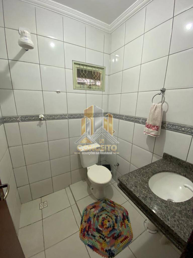 Casa, 3 quartos, 210 m² - Foto 9