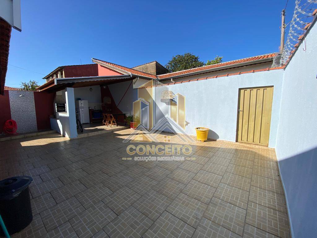 Casa, 3 quartos, 210 m² - Foto 13
