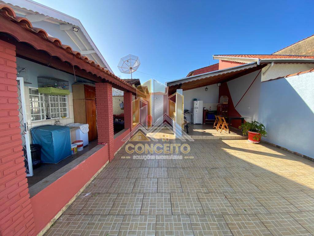 Casa, 3 quartos, 210 m² - Foto 15