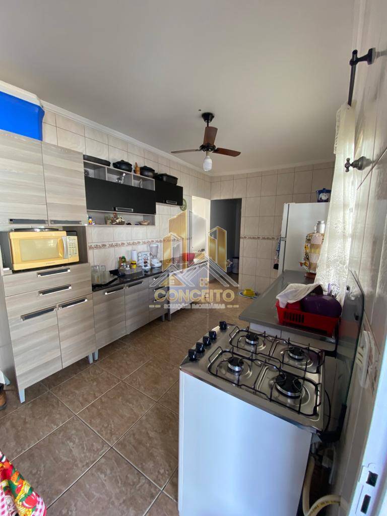 Casa, 3 quartos, 210 m² - Foto 16