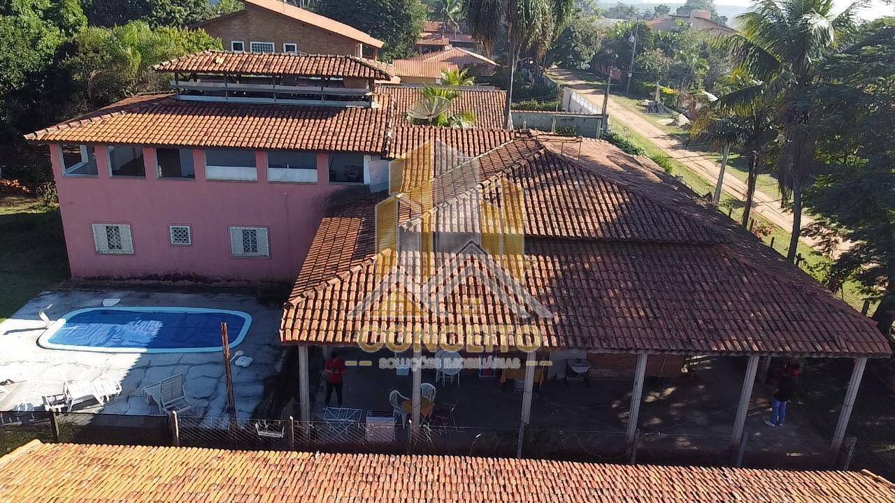 Casa, 7 quartos, 254 m² - Foto 1