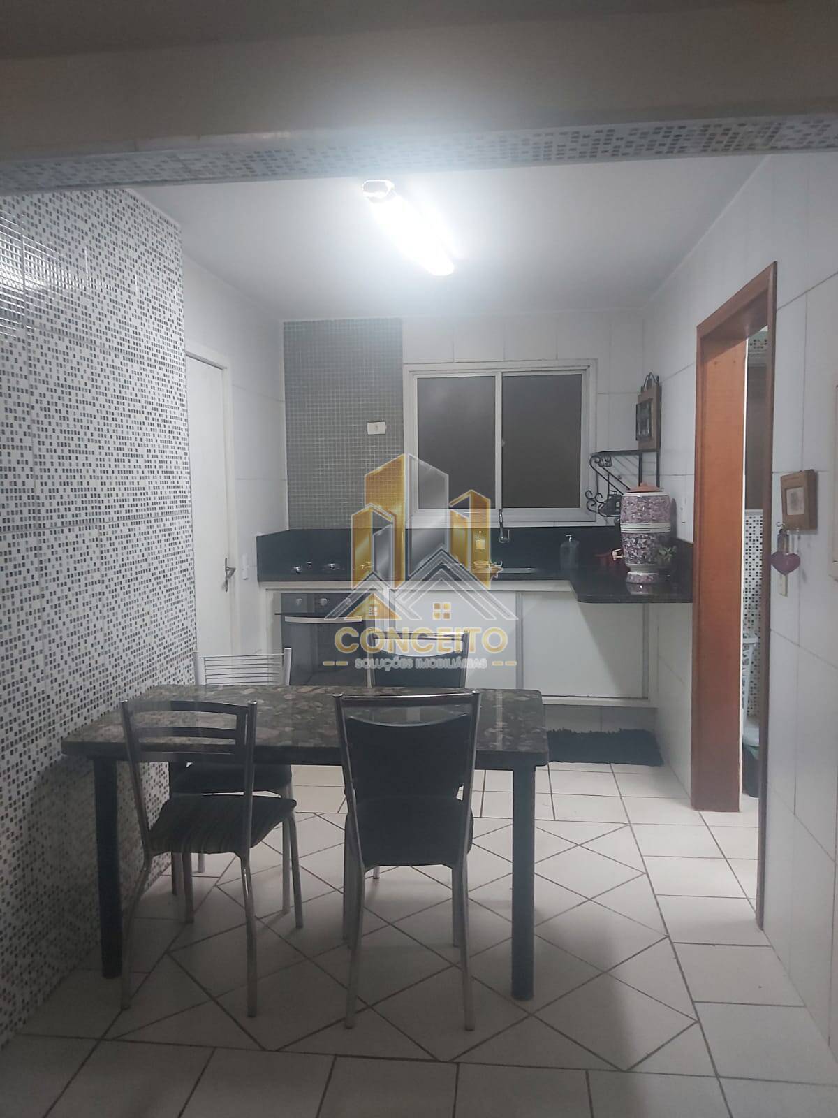 Apartamento, 2 quartos, 122 m² - Foto 1