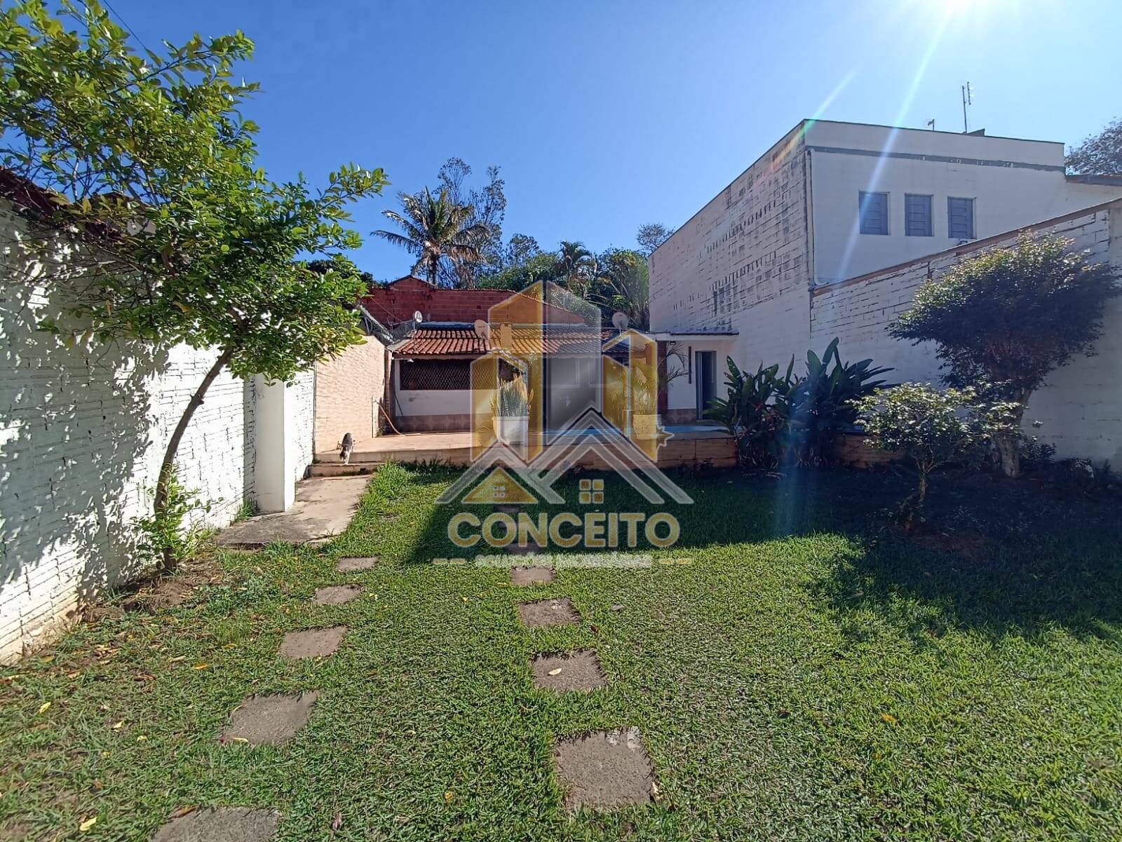 Casa, 1 quarto, 90 m² - Foto 1