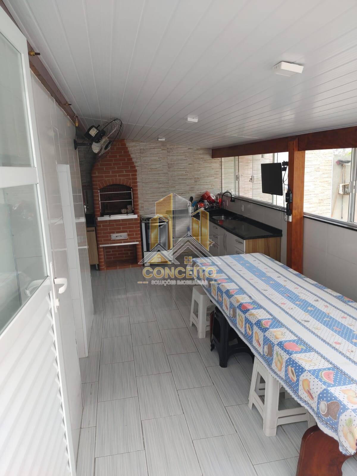 Casa, 3 quartos, 110 m² - Foto 1