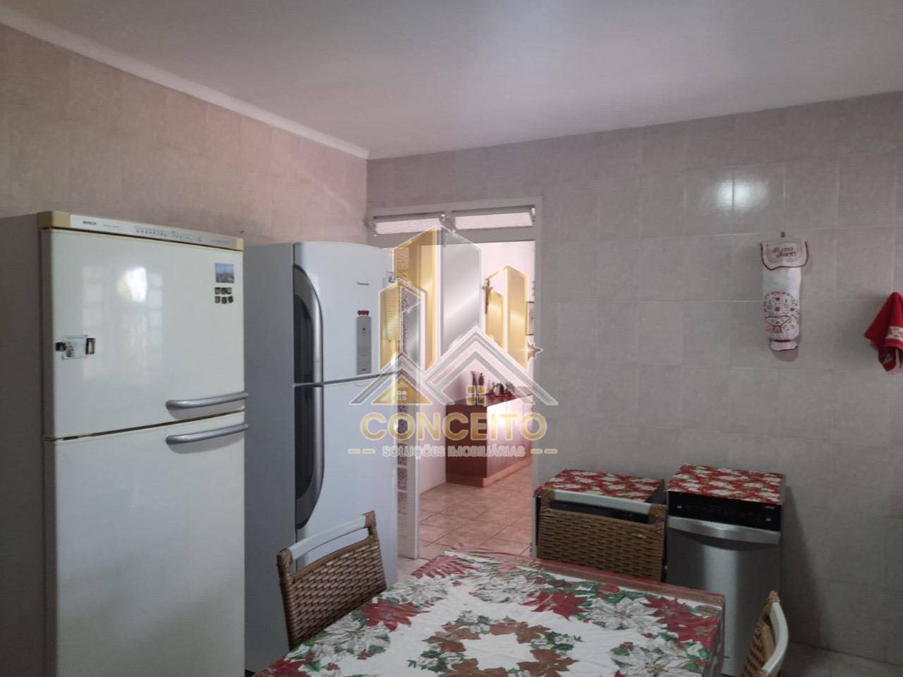 Casa, 3 quartos, 226 m² - Foto 28