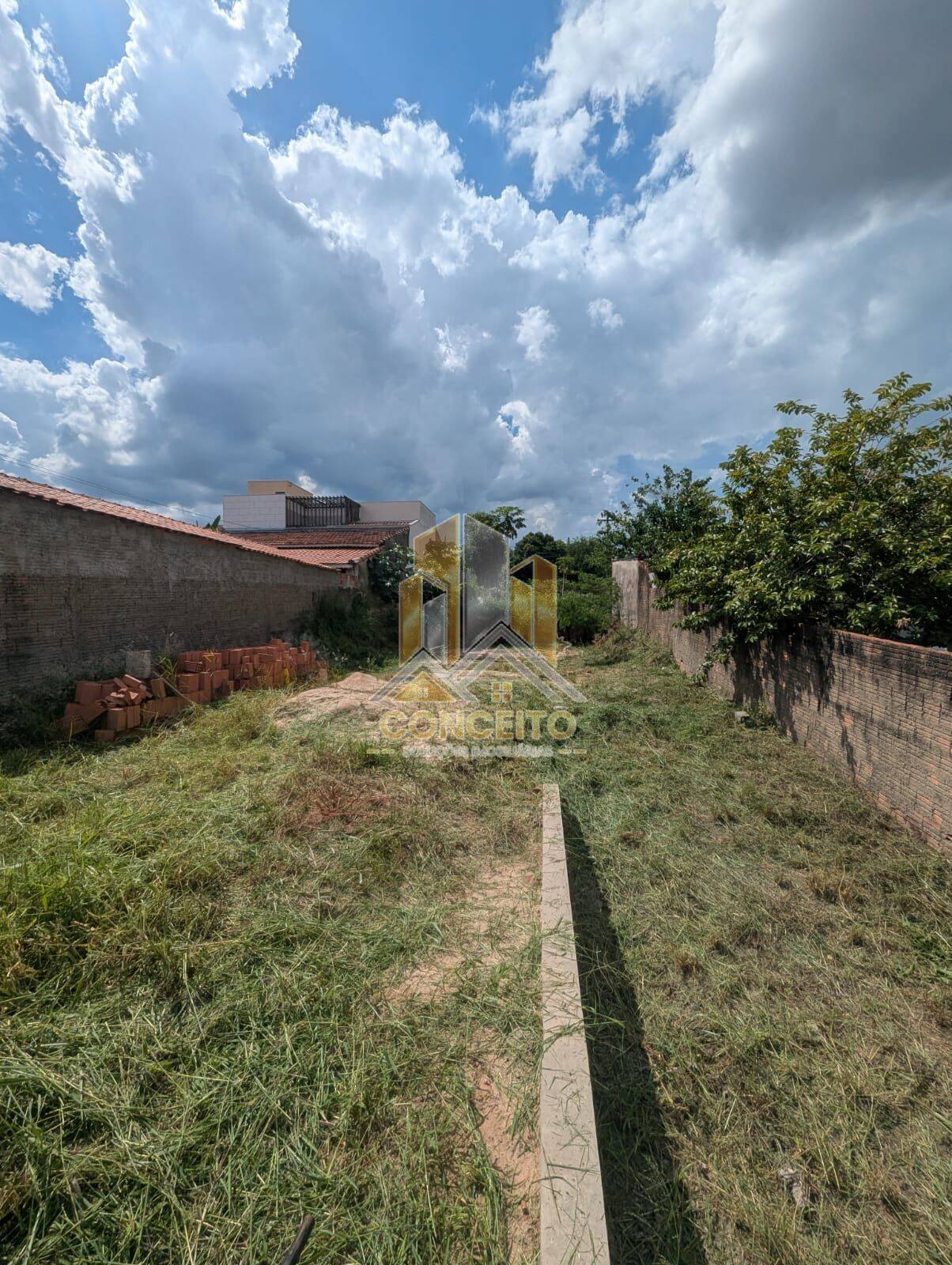 Terreno, 250 m² - Foto 1