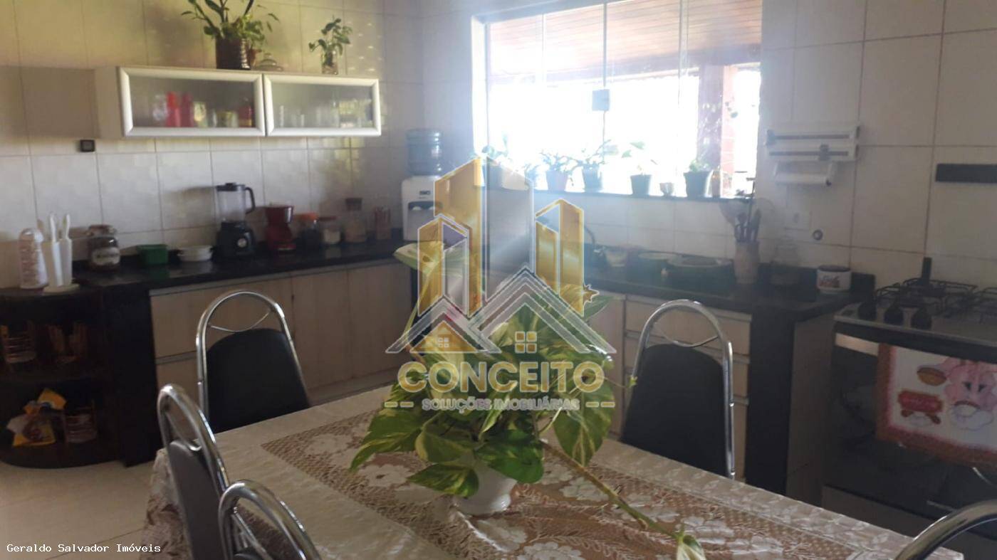 Casa, 3 quartos, 176 m² - Foto 2