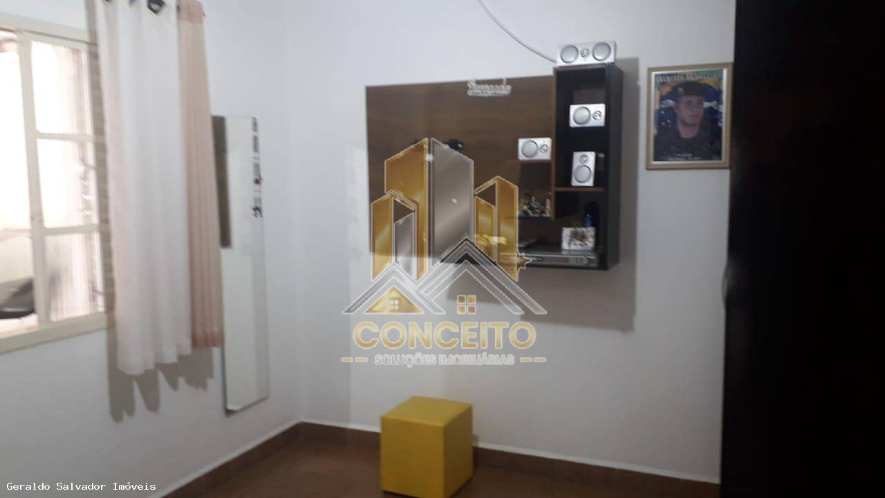 Casa, 3 quartos, 225 m² - Foto 3