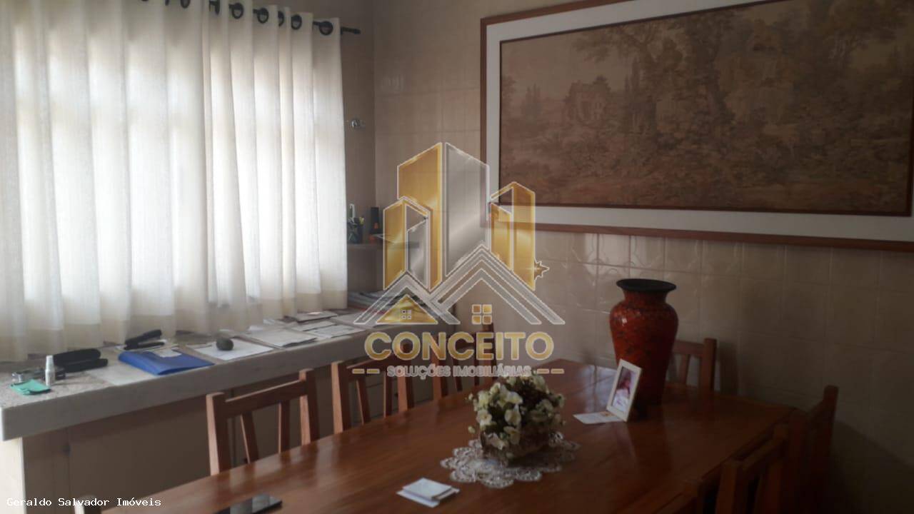 Casa, 3 quartos, 225 m² - Foto 13