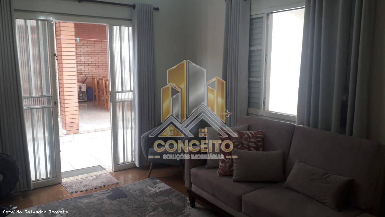 Casa, 3 quartos, 225 m² - Foto 23